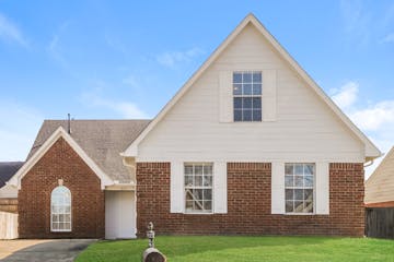 8254 Manhatten Dr Southaven, MS 38671